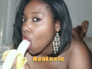 Ava_Lexie