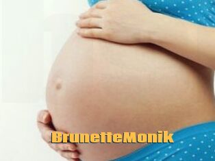 BrunetteMonik