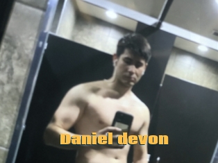 Daniel_devon
