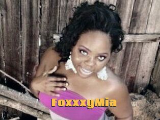 FoxxxyMia