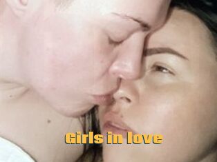 Girls_in_love