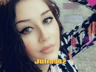 Julia982