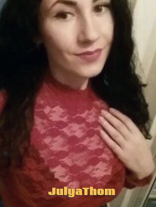 JulyaThom