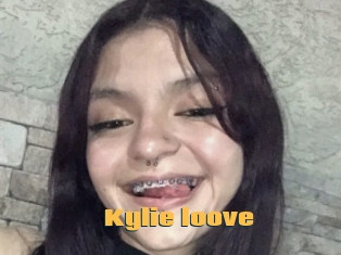 Kylie_loove
