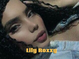 Lily_Roxxy