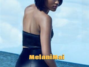MelaniMai