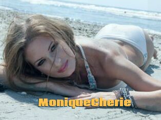 MoniqueCherie