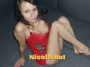 NicolleHot