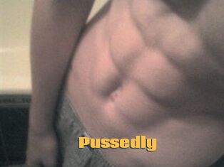 Pussedly