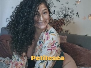 Petitesea