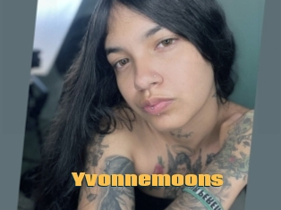 Yvonnemoons
